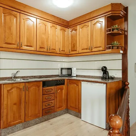 Lar Da Revolta * Cedeira