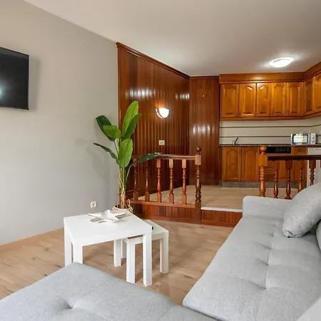 Lar Da Revolta Apartment Cedeira