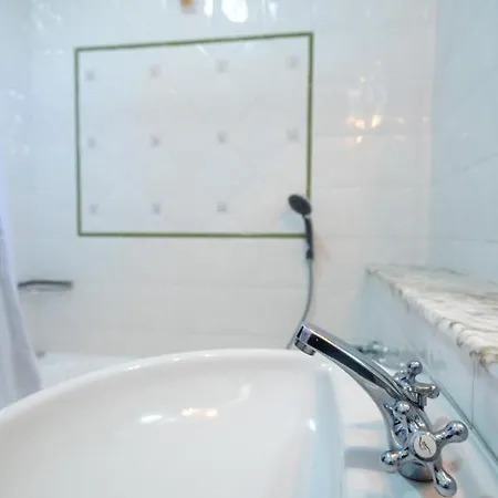 Lar Da Revolta Cedeira